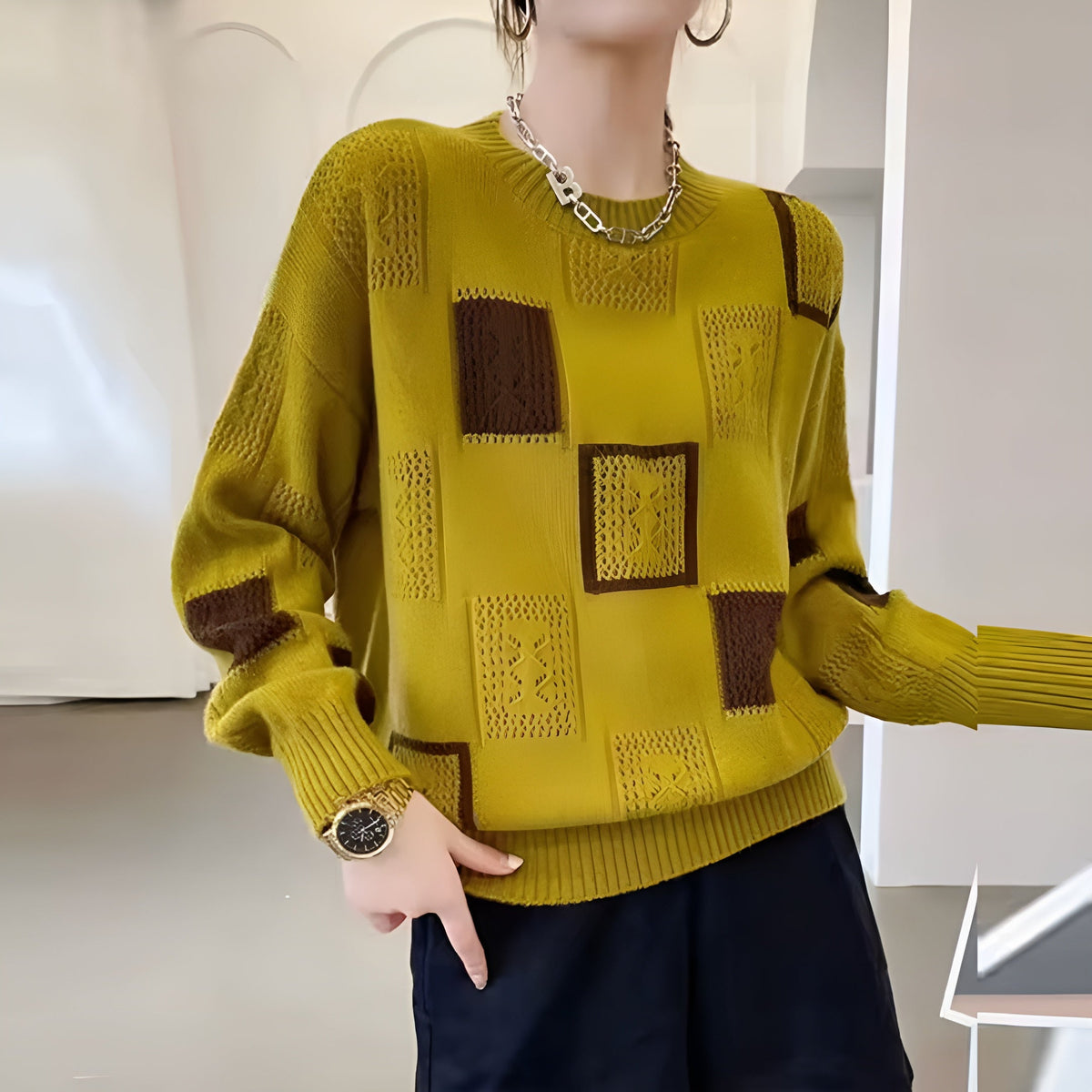 Ava | Flattering Timeless Pullover