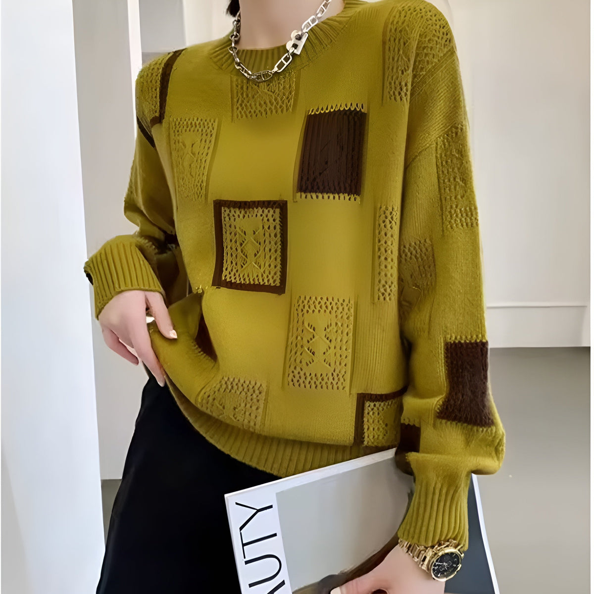 Ava | Flattering Timeless Pullover