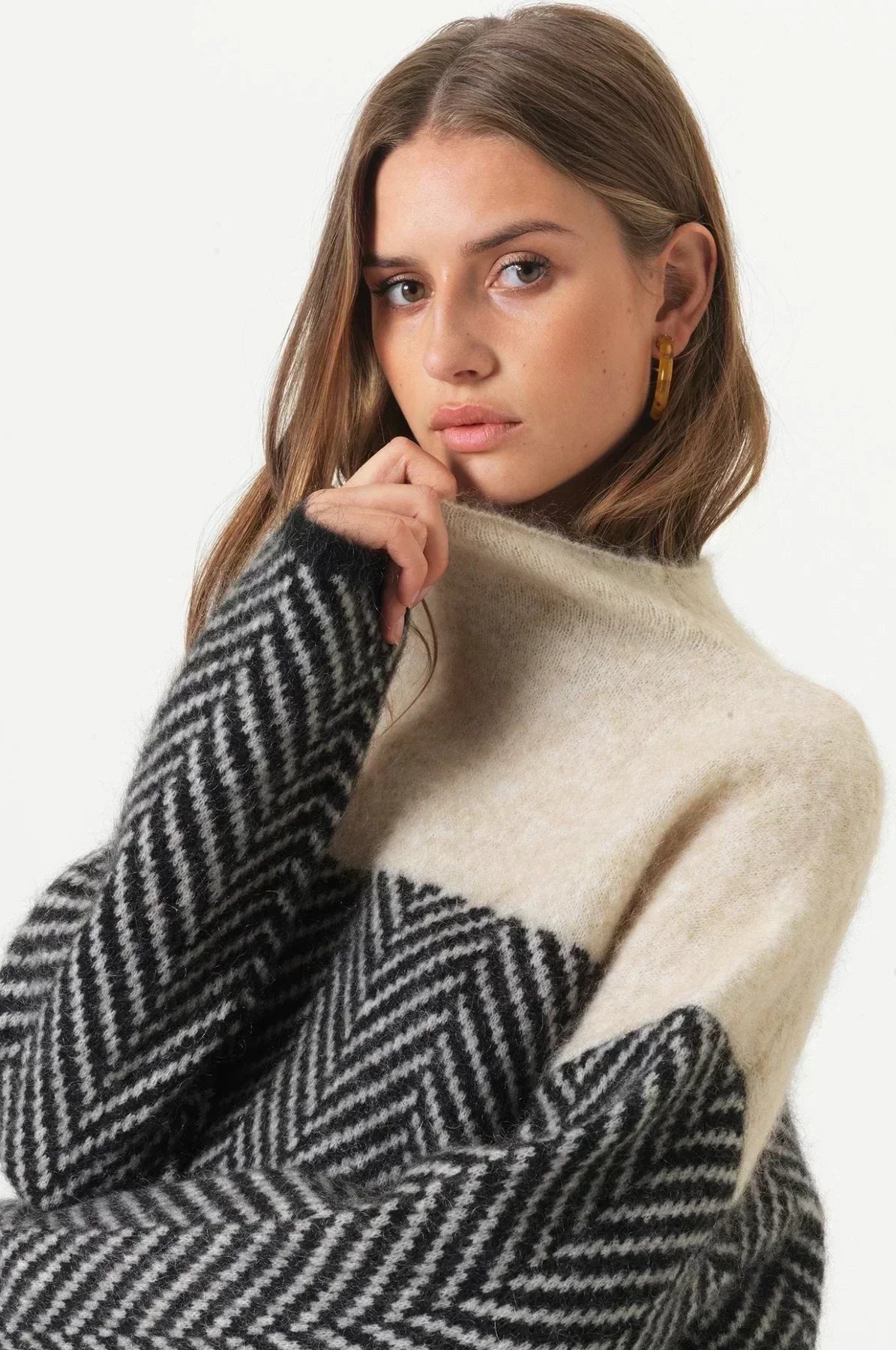 Aurora - Knit Turtleneck Sweater